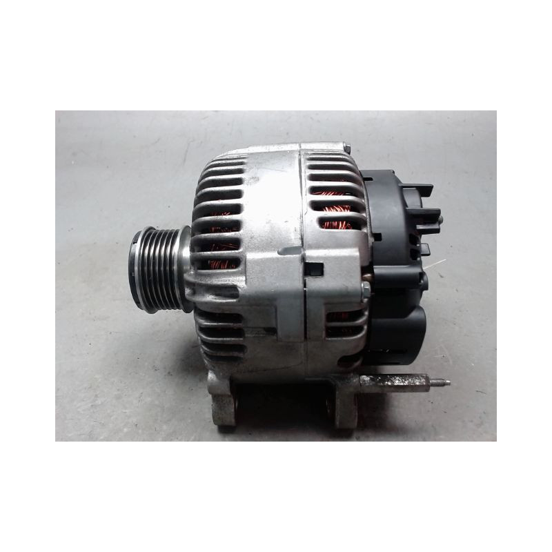 ALTERNATEUR VOLKSWAGEN PASSAT 2005-