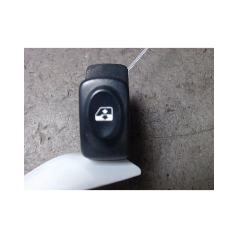 COMMANDE LEVE-GLACE PORTE AVD RENAULT CLIO II PH.1 98-2001