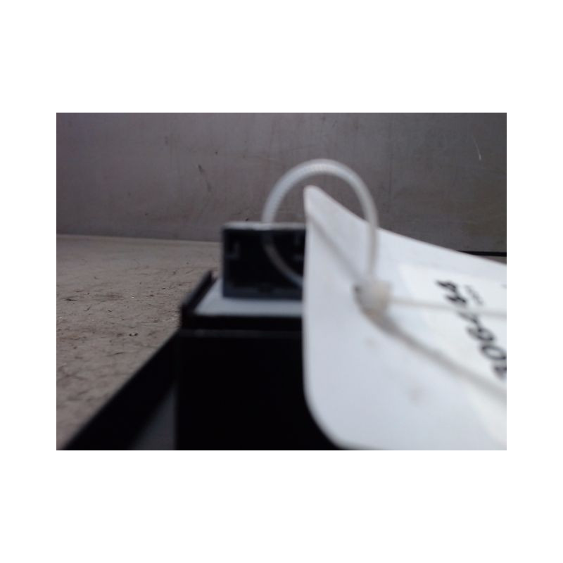 COMMANDE LEVE-GLACE PORTE AVD AUDI A1