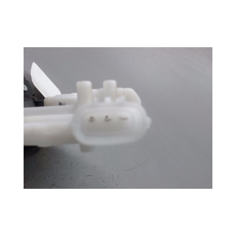 SERRURE HAYON  TOYOTA AURIS I Phase 2 2010-2012