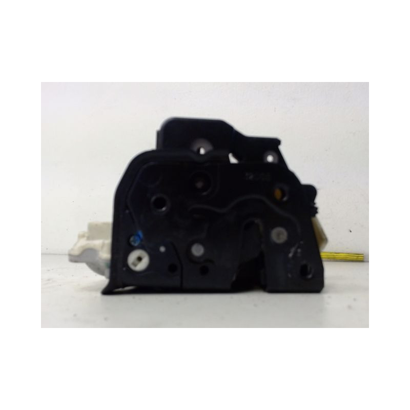 SYSTEME CONDAMNATION ARRIERE GAUCHE AUDI A4 AVANT 04-08