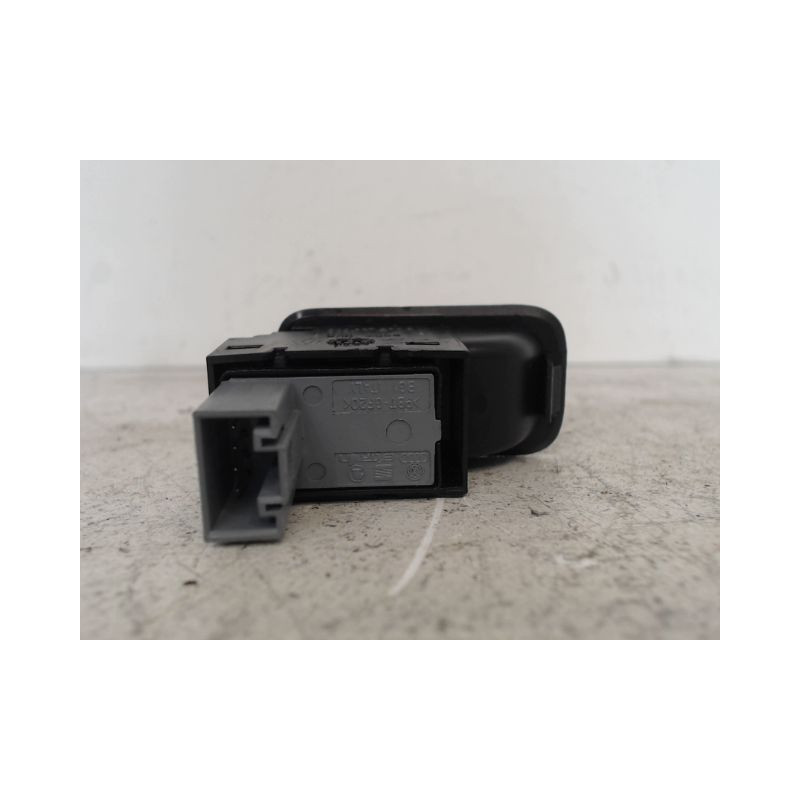 COMMANDE LEVE-GLACE PORTE ARG VOLKSWAGEN POLO