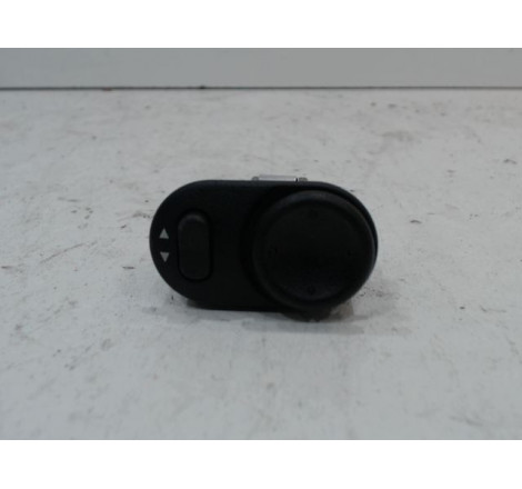 COMMANDE RETROVISSEUR EXT ELECTRIQUE