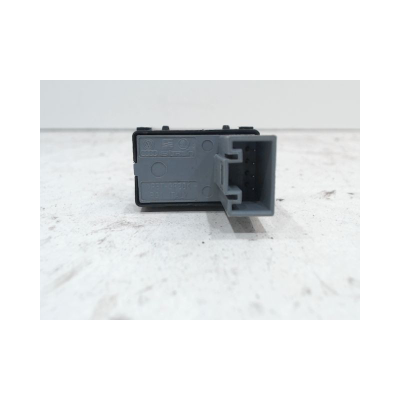 COMMANDE LEVE-GLACE PORTE AVD SEAT IBIZA