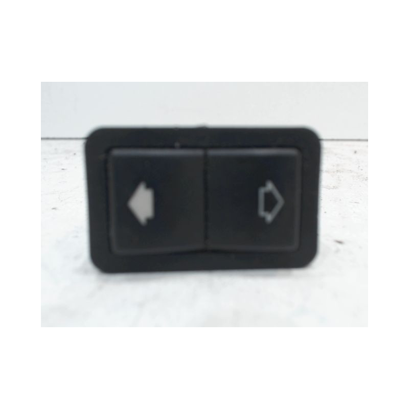 COMMANDE LEVE-GLACE PORTE ARG B.M.W. SERIE 5