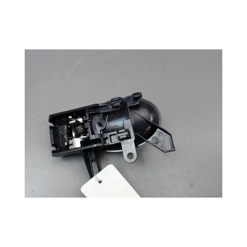 POIGNEE INTERIEURE PORTE AVANT DROIT NISSAN MICRA 2009-