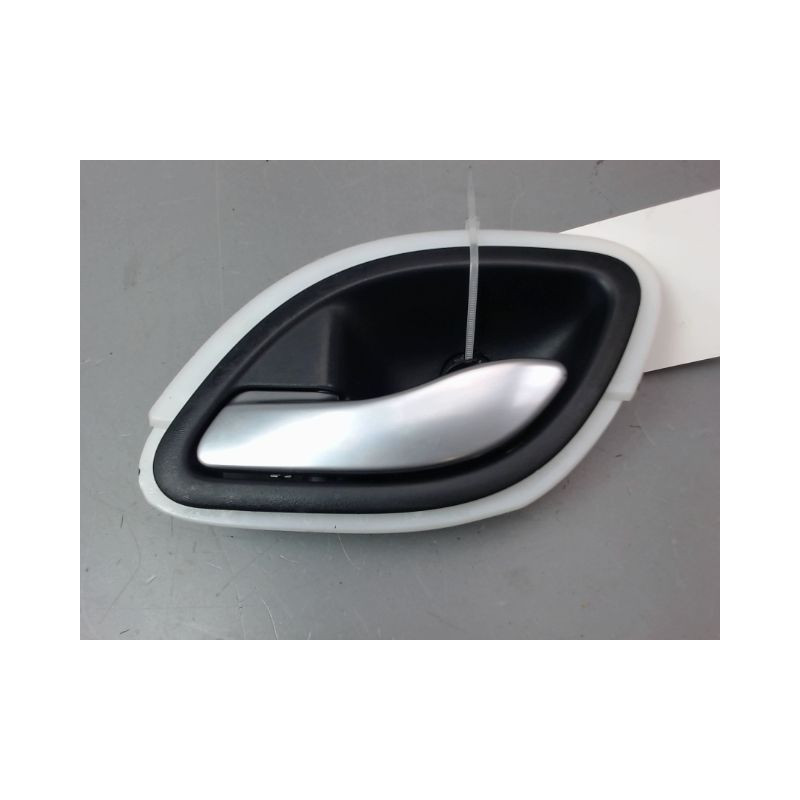 POIGNEE INTERIEURE PORTE ARRIERE GAUCHE RENAULT VEL SATIS Phase 2 2005-2009