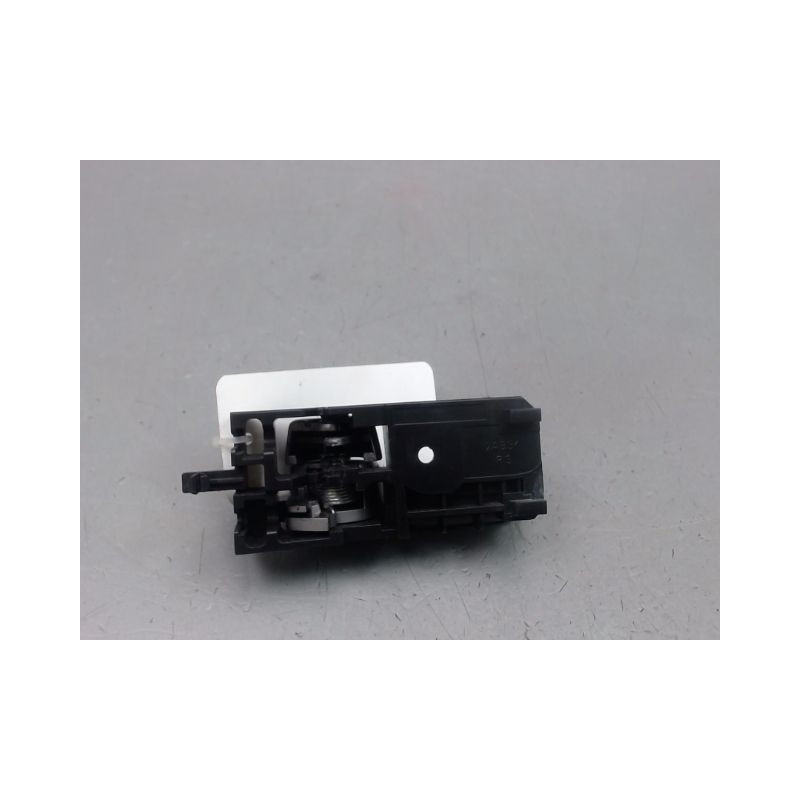 POIGNEE INTERIEURE PORTE AVANT DROIT SUZUKI SWIFT III 2005-2011