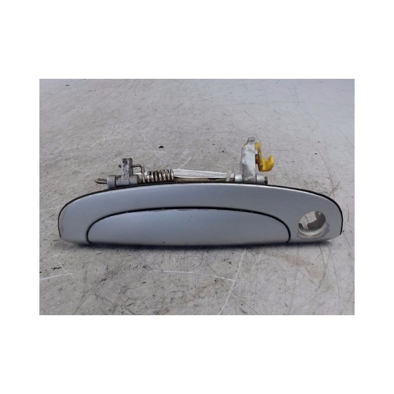 POIGNEE EXTERIEURE PORTE AVANT GAUCHE HYUNDAI GETZ 02-05