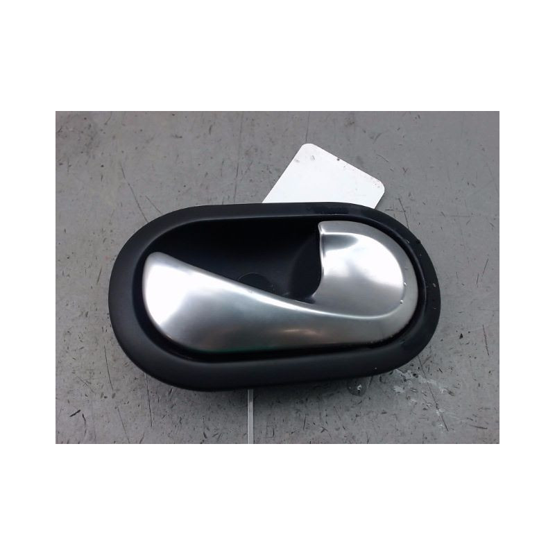 POIGNEE INTERIEURE PORTE AVANT DROIT RENAULT GRAND SCENIC MONOSP. II Phase 2 LONG 2006-2009
