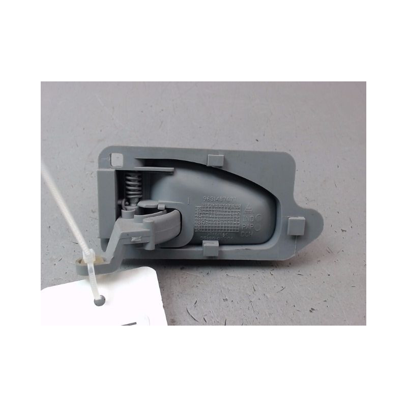 POIGNEE INTERIEURE PORTE ARRIERE DROIT CITROEN XSARA PICASSO MONOSP. 1999-2010