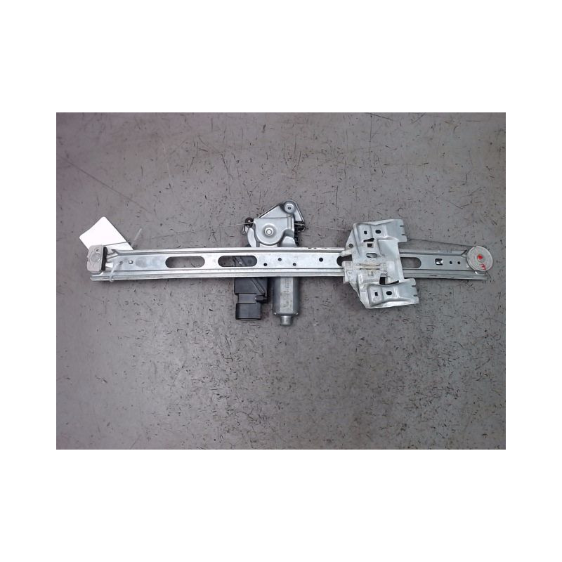 MECANISME+MOTEUR LEVE-GLACE AVANT GAUCHE MERCEDES CLASSE A 2001 -