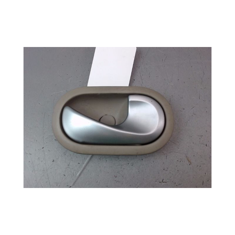 POIGNEE INTERIEURE PORTE AVANT DROIT RENAULT MODUS Phase 2 2008-...