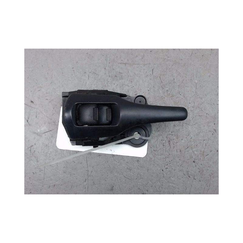 POIGNEE INTERIEURE PORTE AVANT GAUCHE TOYOTA VERSO 2010-