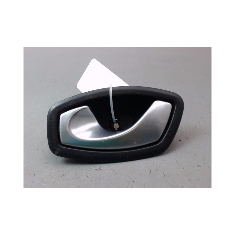 POIGNEE INTERIEURE PORTE AVANT GAUCHE RENAULT SCENIC MONOSP. III Phase 1 2009-2011