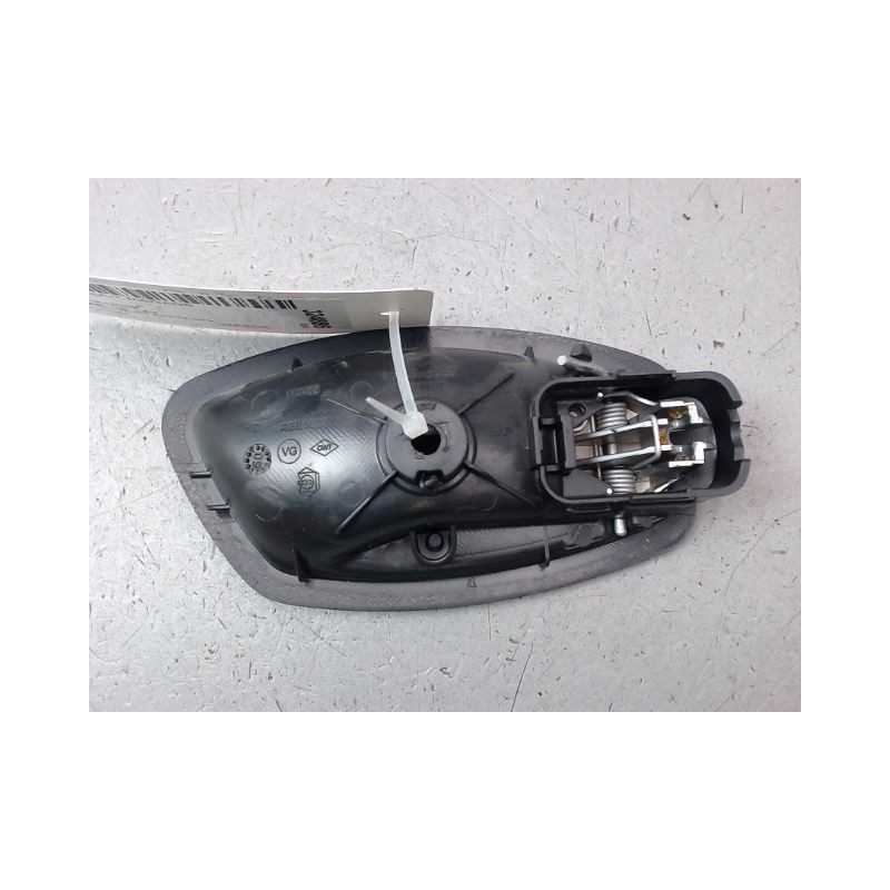 POIGNEE INTERIEURE PORTE AVANT GAUCHE RENAULT SCENIC MONOSP. III Phase 1 2009-2011