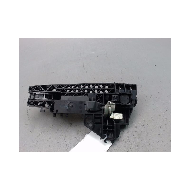 POIGNEE EXTERIEURE PORTE ARRIERE DROIT AUDI A4