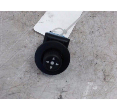 COMMANDE RETROVISSEUR EXT ELECTRIQUE