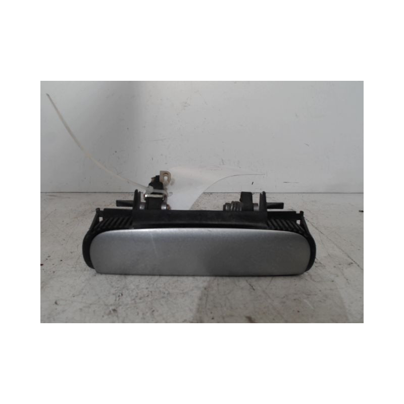 POIGNEE EXTERIEURE PORTE ARRIERE DROIT AUDI A6