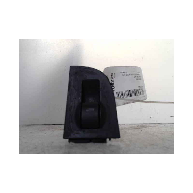 COMMANDE LEVE-GLACE PORTE ARG AUDI A6