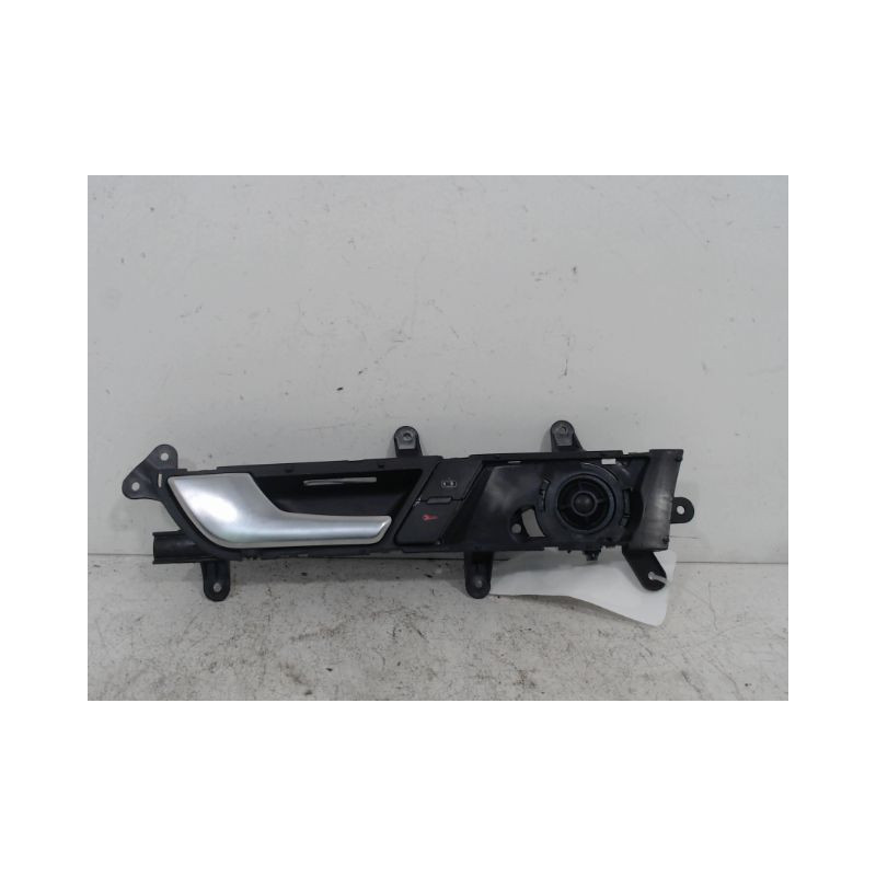 POIGNEE INTERIEURE PORTE AVANT GAUCHE AUDI A6 AVANT ALLROAD 2001-