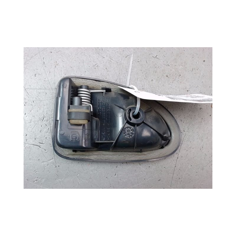 POIGNEE INTERIEURE PORTE ARRIERE DROIT RENAULT CLIO II Phase 2 2001-2006