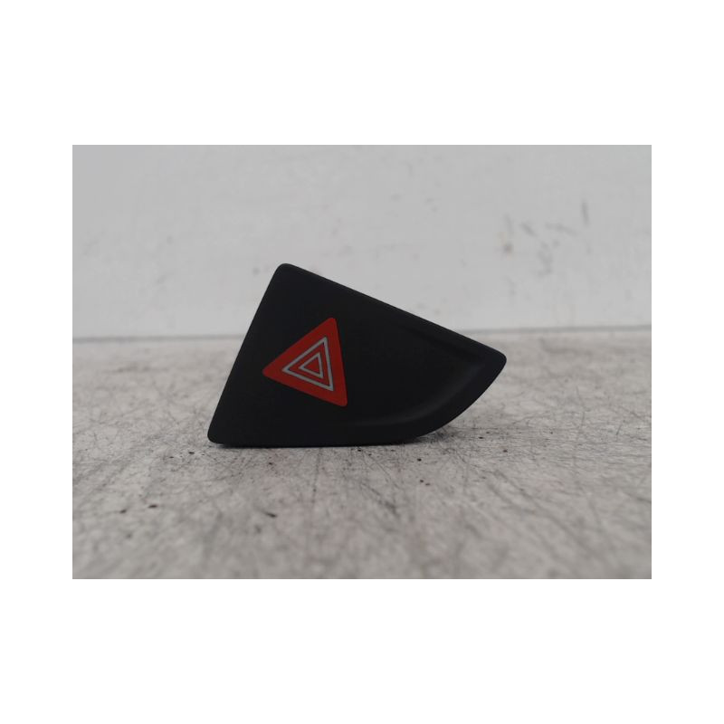 BOUTON DE WARNING CITROEN C5