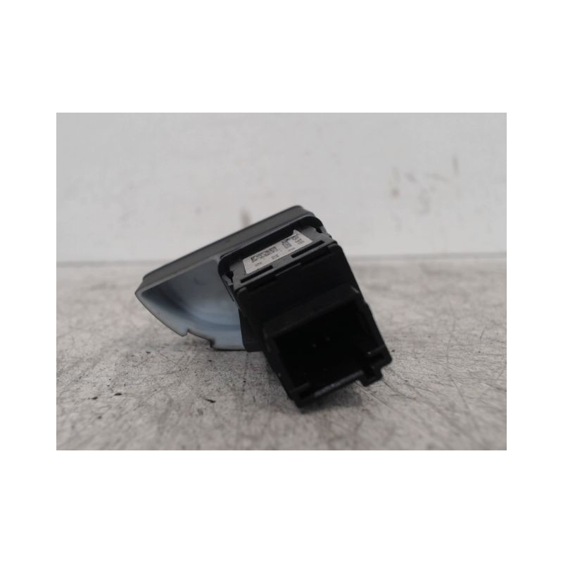 BOUTON DE WARNING CITROEN C5