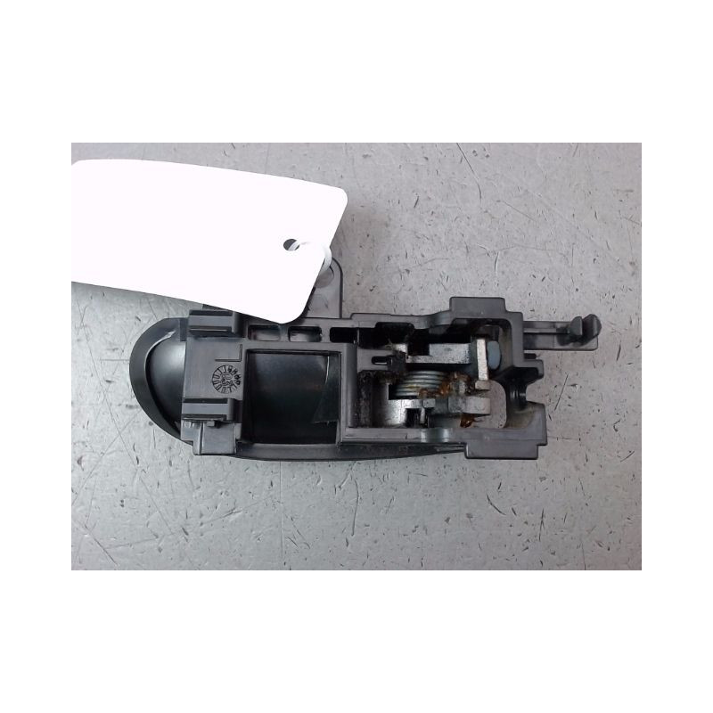 POIGNEE INTERIEURE PORTE ARRIERE GAUCHE TOYOTA YARIS I Phase 2 2003-2005