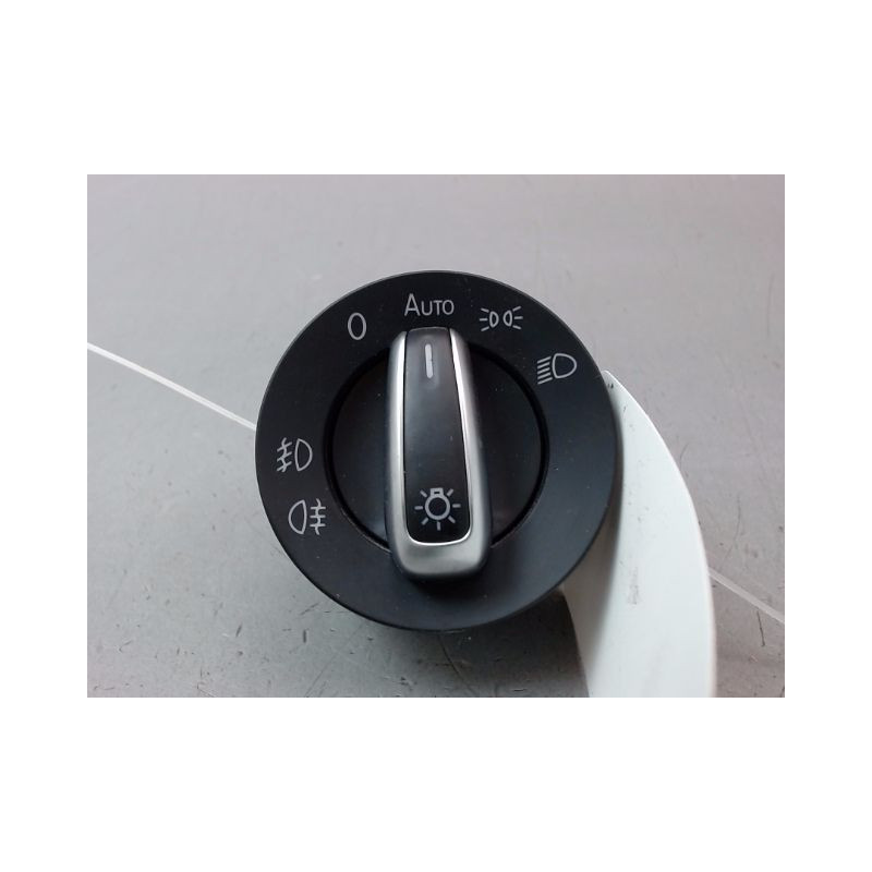 INTERIEUR COMMANDE PHARES VOLKSWAGEN GOLF V PLUS 2005-