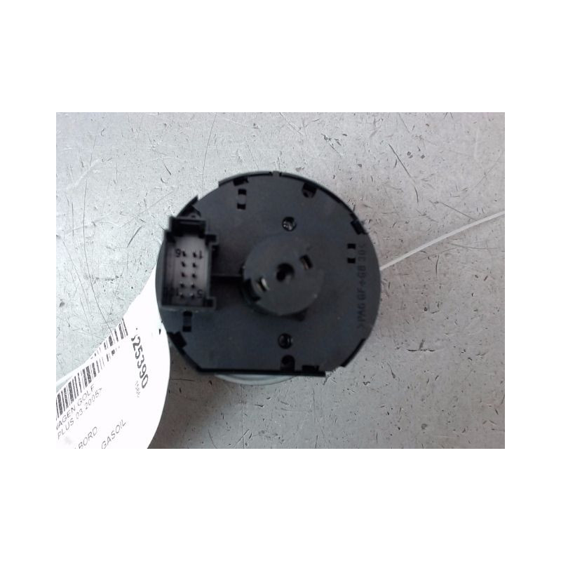 INTERIEUR COMMANDE PHARES VOLKSWAGEN GOLF V PLUS 2005-
