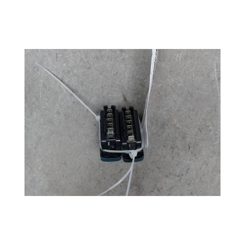 COMMANDE LEVE-GLACE PORTE AVG RENAULT TWINGO 93-98