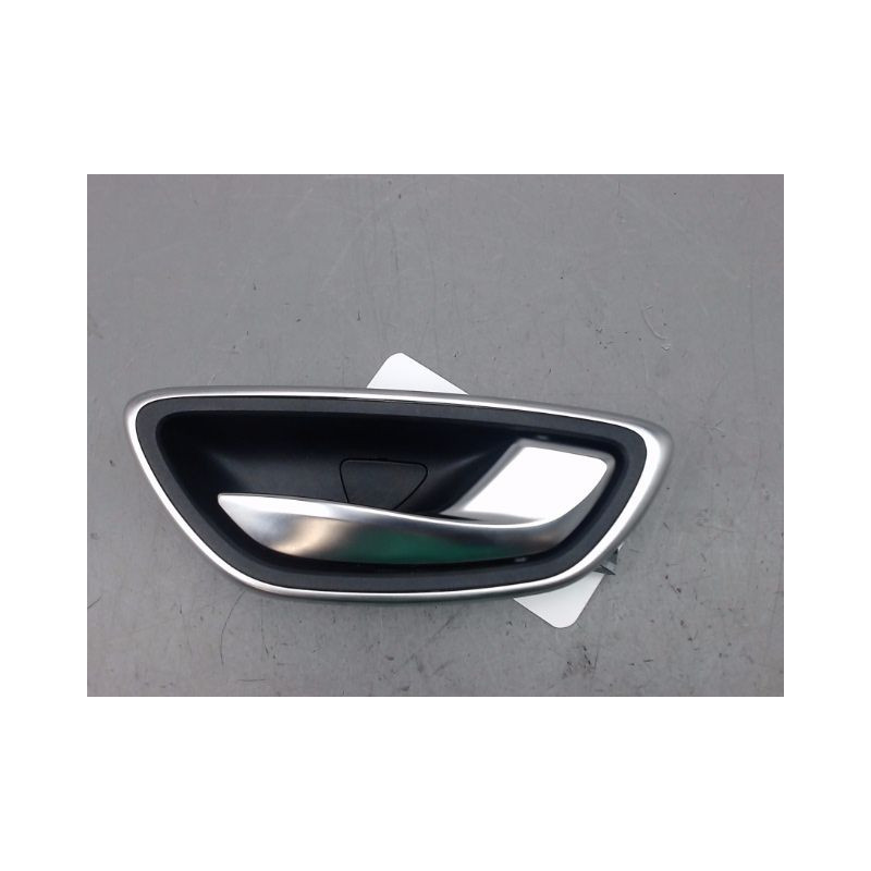 POIGNEE INTERIEURE PORTE ARRIERE DROIT RENAULT SCENIC