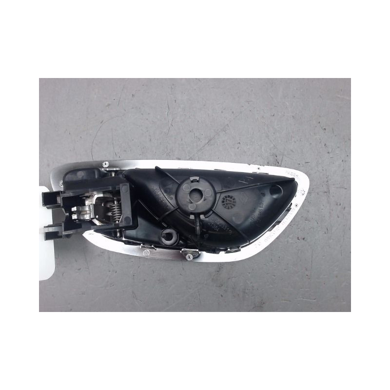 POIGNEE INTERIEURE PORTE ARRIERE DROIT RENAULT SCENIC
