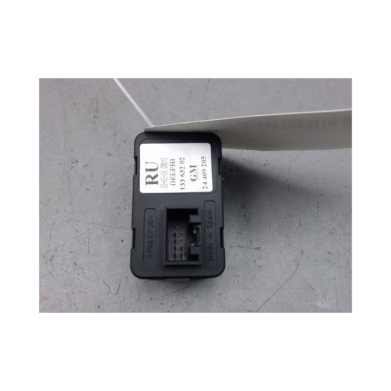 COMMANDE LEVE-GLACE PORTE AVG OPEL MERIVA MONOSP. I Phase 2 (A) 2006-2010