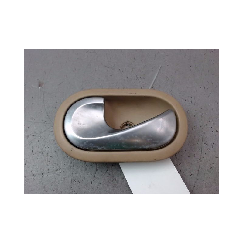 POIGNEE INTERIEURE PORTE AVANT GAUCHE RENAULT MODUS Phase 1 2004-2007