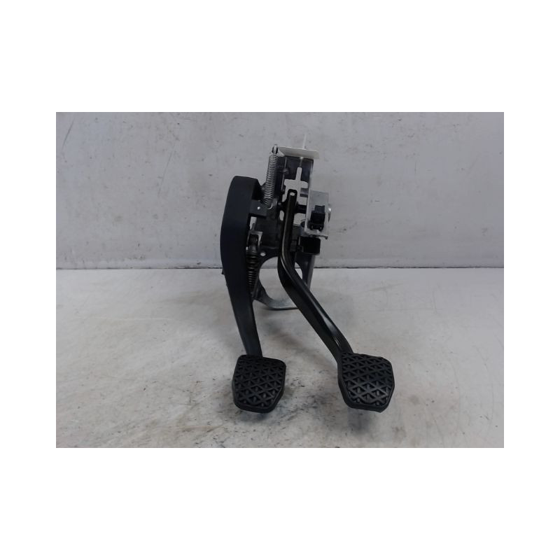 PEDALIER COMPLET B.M.W. SERIE 1