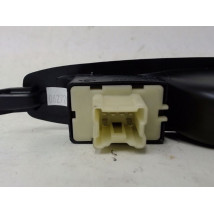 COMMANDE LEVE-GLACE PORTE ARD RENAULT CAPTUR