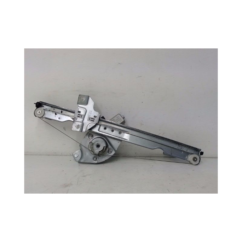 MECANISME+MOTEUR LEVE-GLACE AVANT DROIT DACIA DUSTER