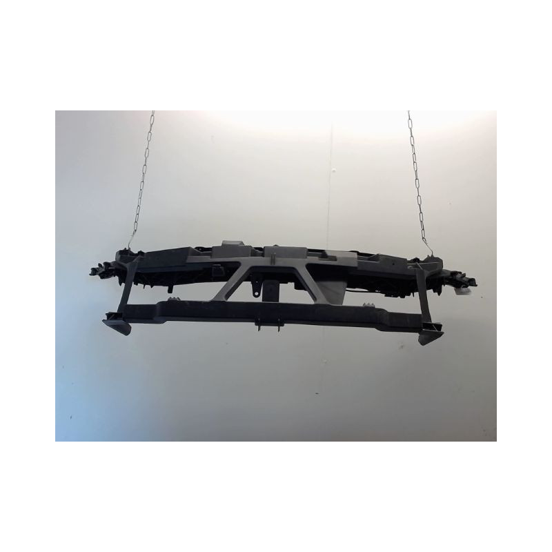 TRAVERSE SUPERIEURE ARMATURE AVANT RENAULT MEGANE