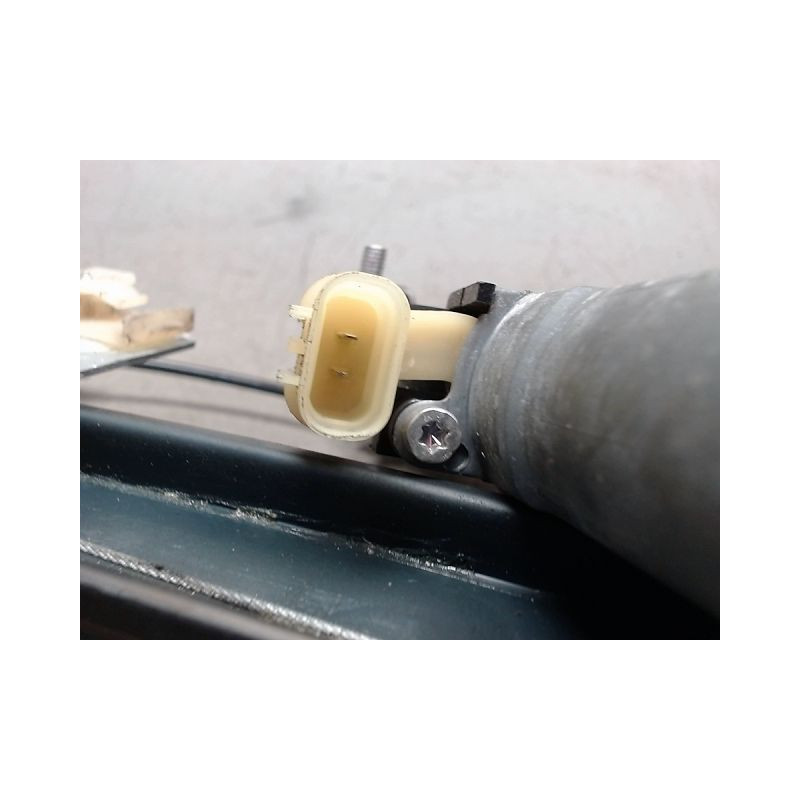 MECANISME+MOTEUR LEVE-GLACE AVANT DROIT HYUNDAI GETZ -05