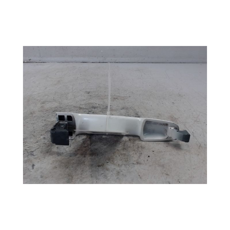 POIGNEE EXTERIEURE PORTE ARRIERE DROIT TOYOTA AURIS 2010-