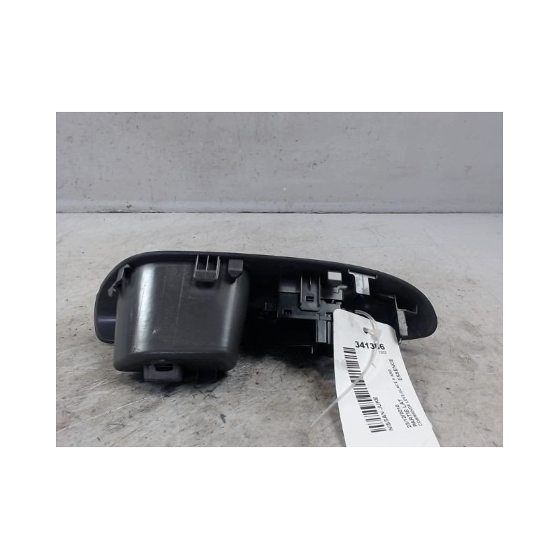 COMMANDE LEVE-GLACE PORTE ARD NISSAN JUKE