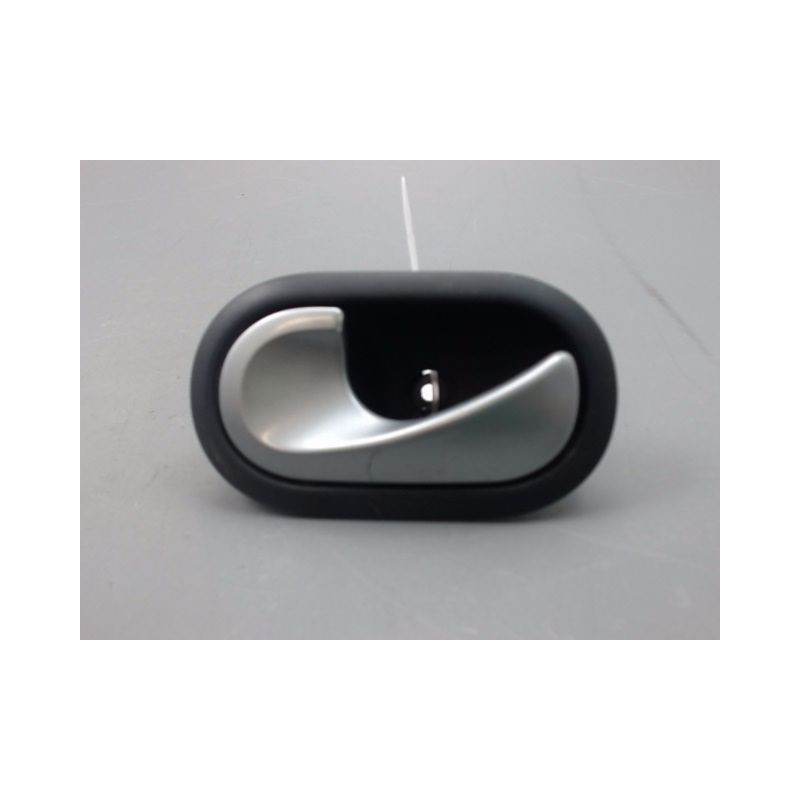 POIGNEE INTERIEURE PORTE AVANT GAUCHE RENAULT CLIO III Phase 2 2009-...