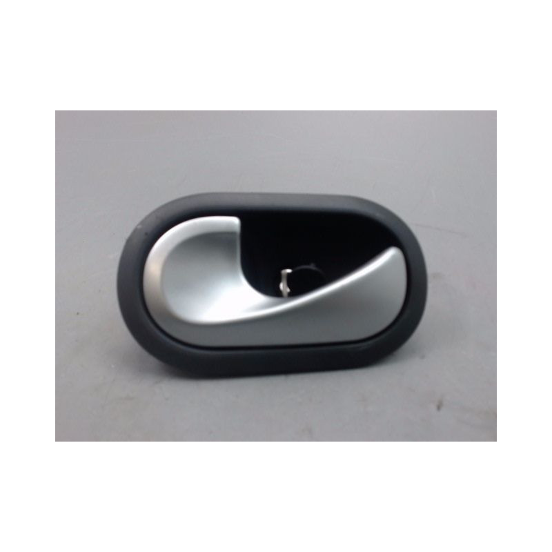 POIGNEE INTERIEURE PORTE ARRIERE GAUCHE RENAULT CLIO III Phase 2 2009-...