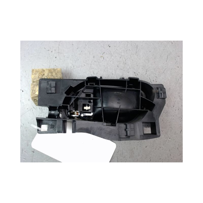 POIGNEE INTERIEURE PORTE ARRIERE DROIT CITROEN C3 PICASSO MONOSP. Phase 1 2009-...