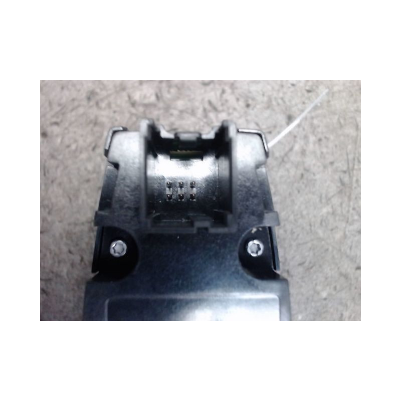 COMMANDE ECLAIRAGE FORD FOCUS