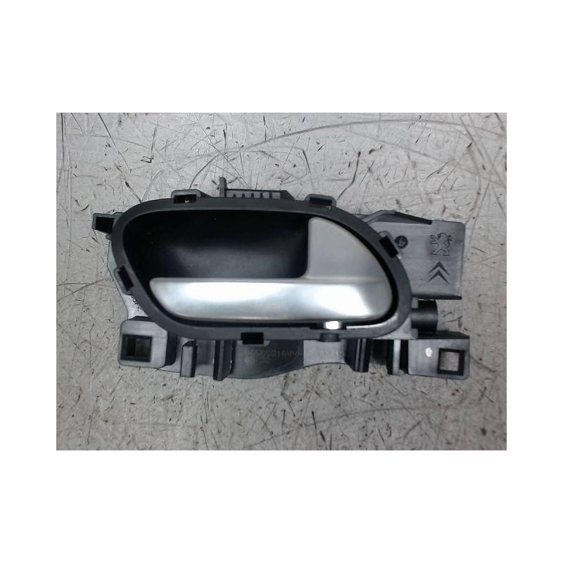 POIGNEE INTERIEURE PORTE AVANT DROIT PEUGEOT 208