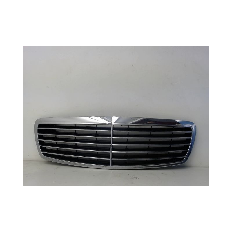 CALANDRE MERCEDES CLASSE E