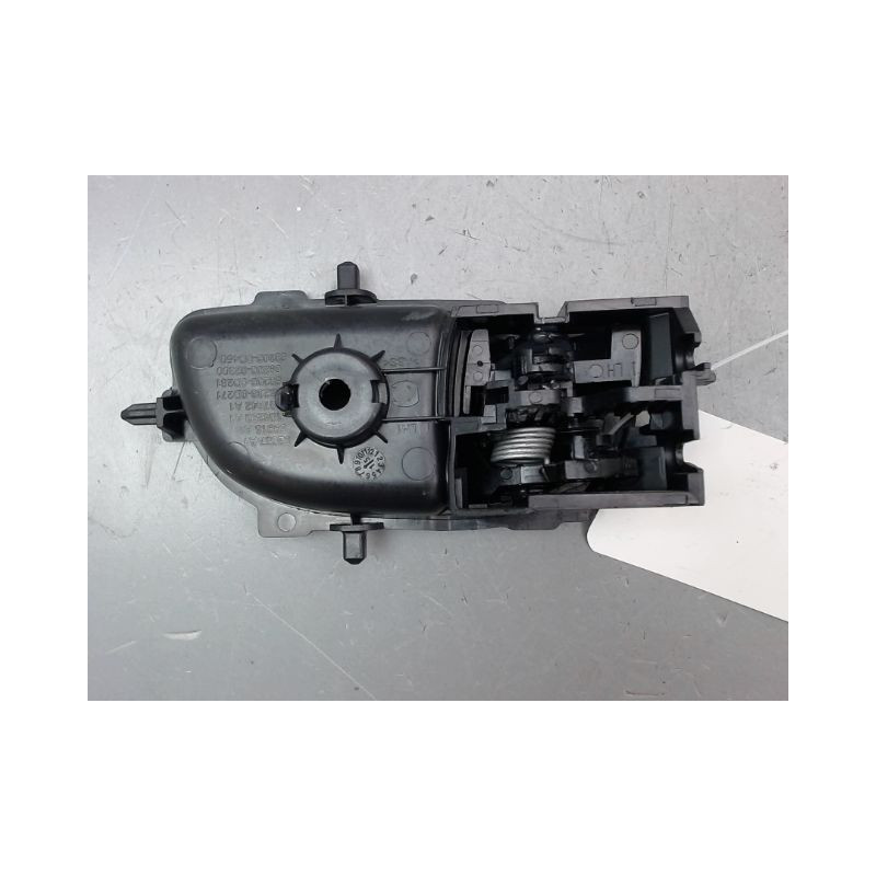 POIGNEE INTERIEURE PORTE ARRIERE GAUCHE TOYOTA AYGO 5P